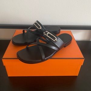HERMES Claire Strappy Leather Flat Sandals